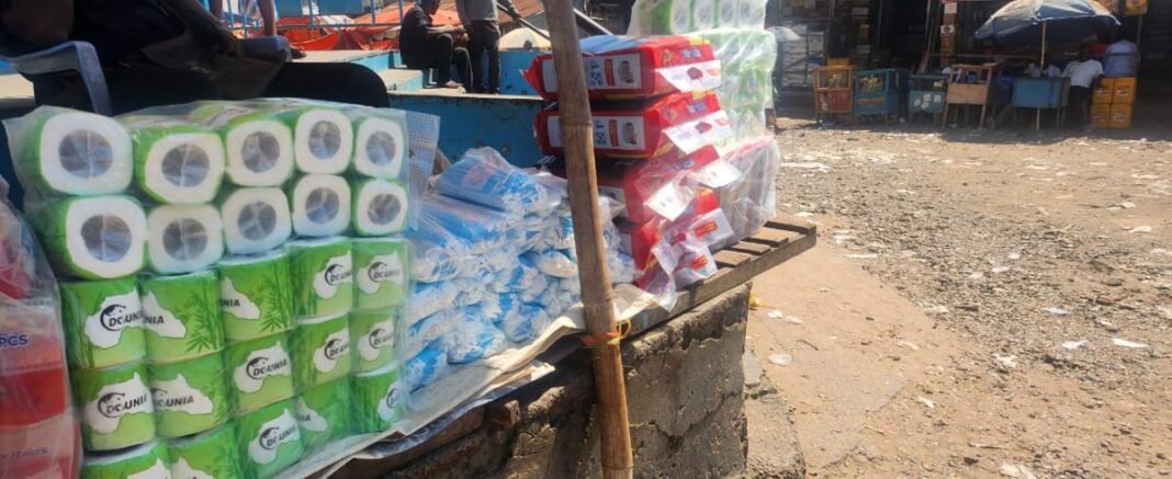 Un paquet de papier hygiénique passe de 8 000 à 15 000 CDF à Mbuji‑Mayi