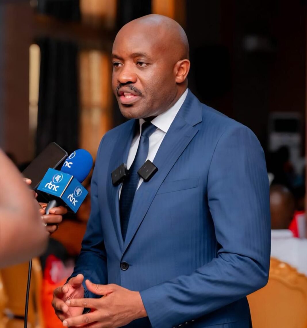 Ebola : Dr Michel Muvudi préconise la surveillance à base communautaire