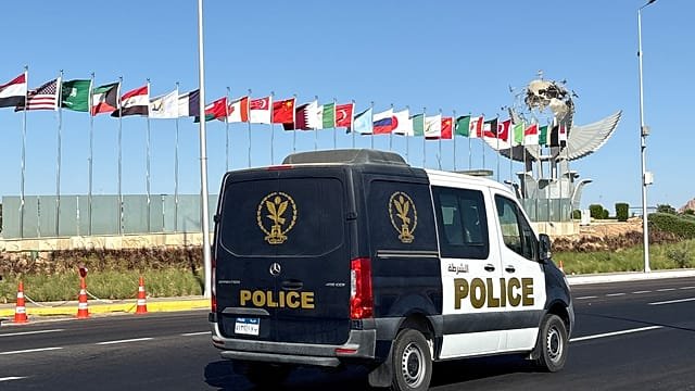 Gunman kills eight at busy Egypt transport hub