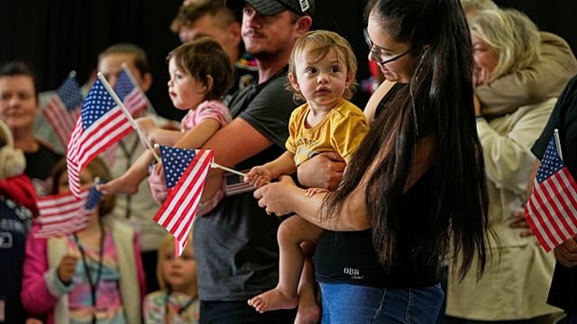 U.S. plans major expansion of Afrikaner refugee admissions amid political debate