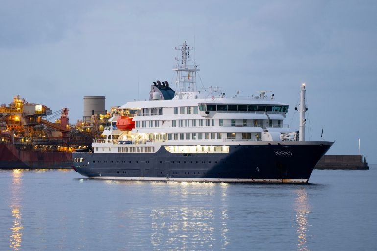 Cruise ship hit by hantavirus outbreak arrives in Tenerife