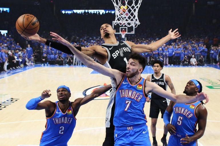 Wembanyama scores 41 as Spurs upset Thunder in Game 1 thriller