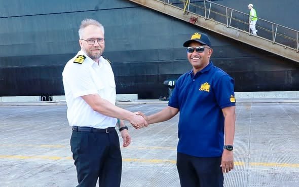 Questions arise over Chinese firm’s Sh50 Billion Lamu Port dredging as container ship runs aground