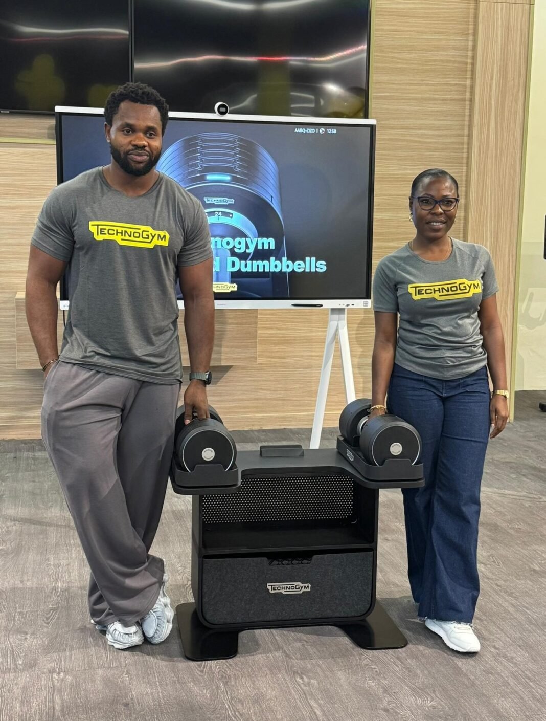 Technogym Connected Dumbbells: 12 Sets of Dumbbells in One Smart Solution