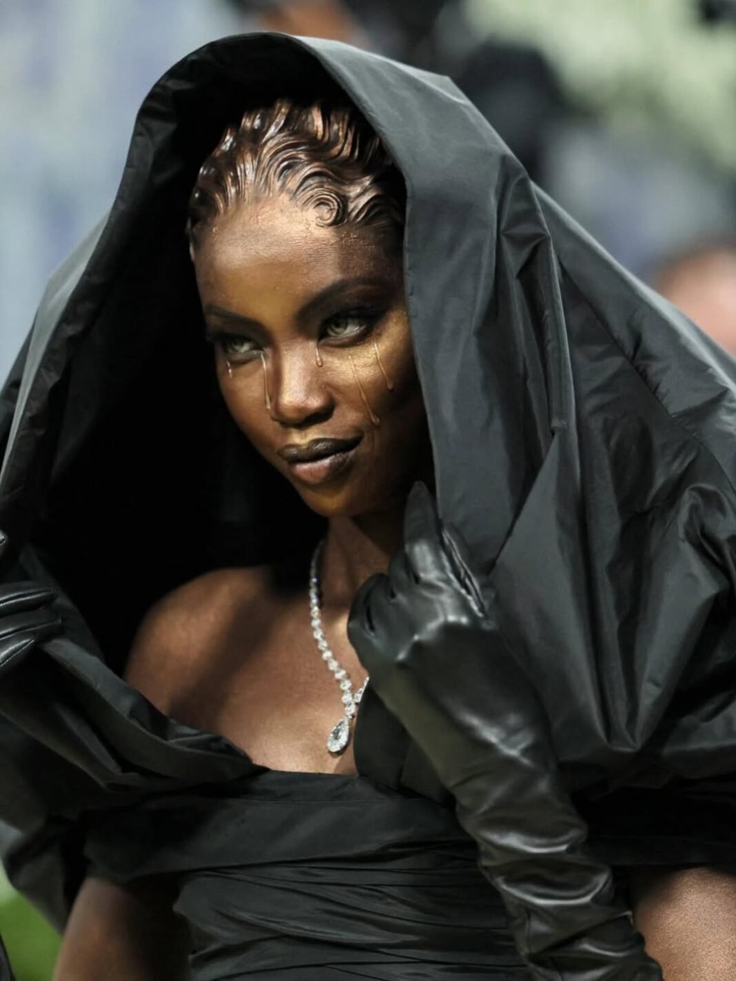 Anok Yai Walked the 2026 Met Gala as the Black Madonna | Here’s a Breakdown of Her Look