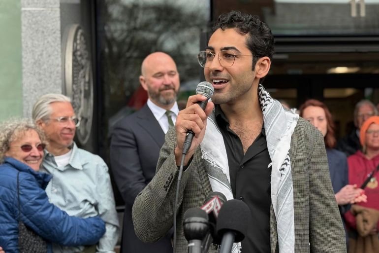 US reinstates deportation proceedings against Mohsen Mahdawi