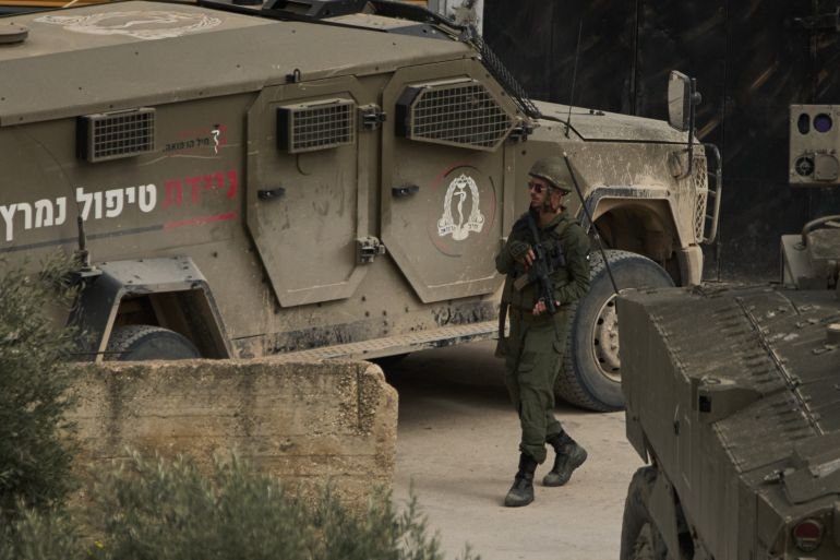 Israeli army kills Palestinian man, raids homes in occupied West Bank