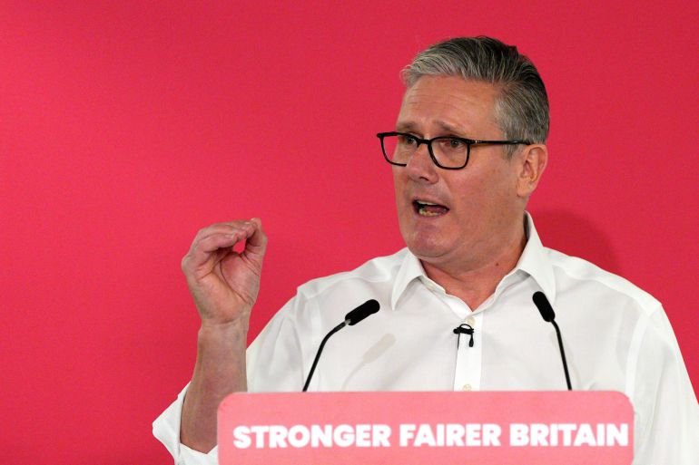 Starmer to face split cabinet as demands for his resignation mount