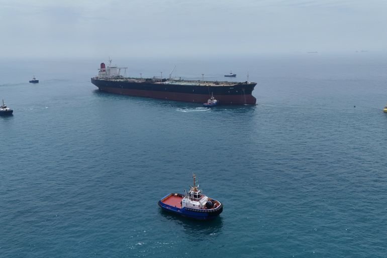 US sanctions Iraqi minister accused of aiding Iran oil sales